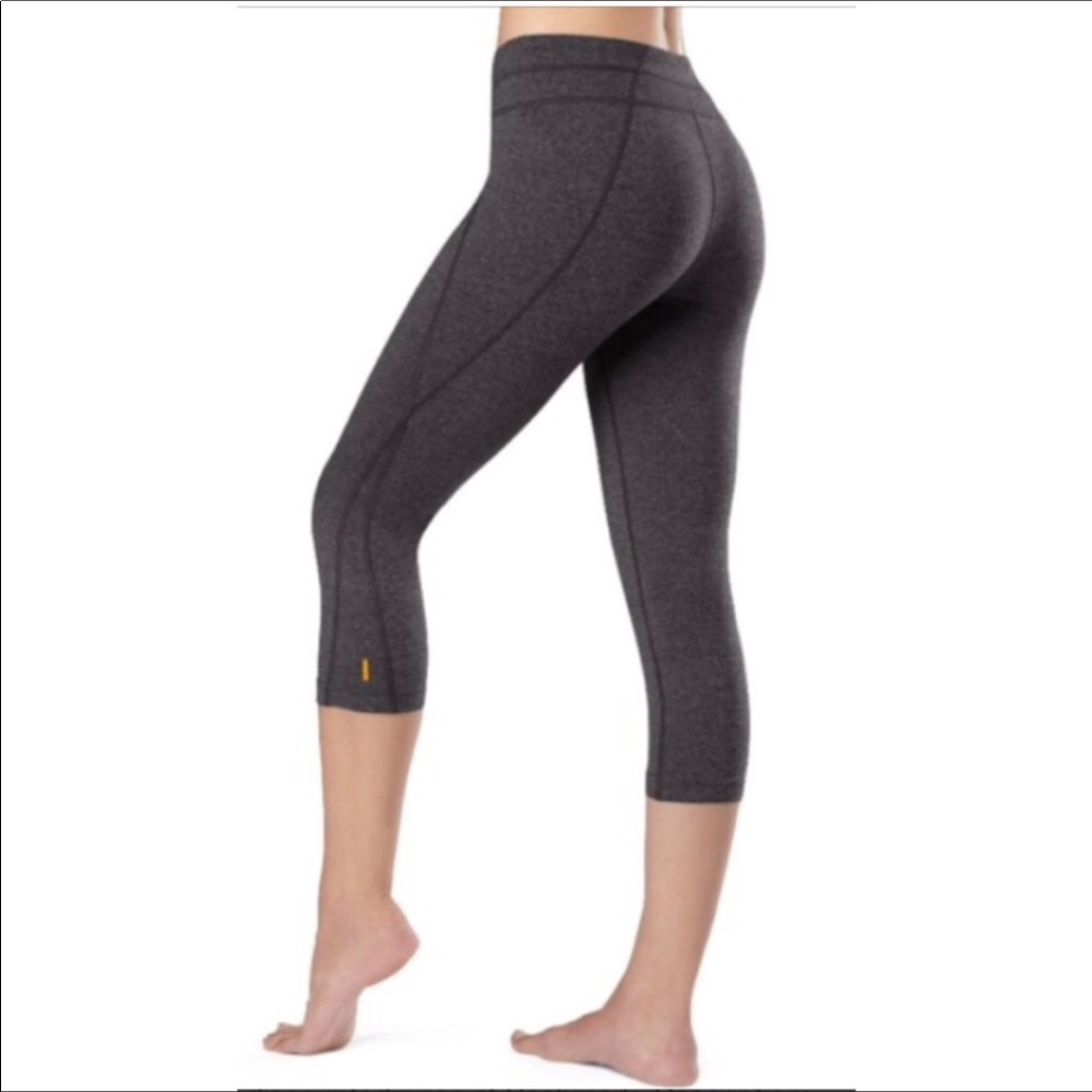 Lucy Hatha Collection Black Capri